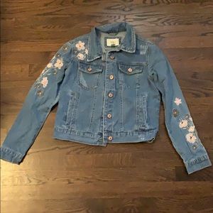 floral spring forever 21 Jean jacket